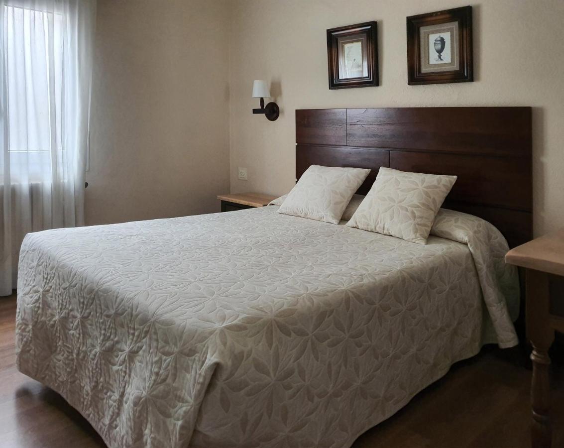 Hostal Canigo El Pont de Suert Dış mekan fotoğraf